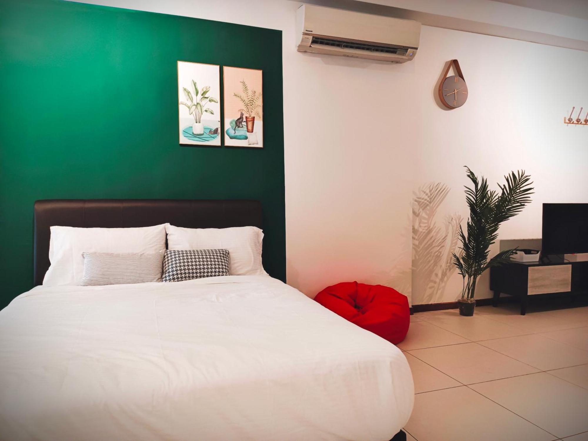 The Landmark By Katana 3Br To 4Br Luxury Seaview Landmark Homestay At Gurney 15-16Pax 无敌海景套房 Tanjung Tokong Εξωτερικό φωτογραφία